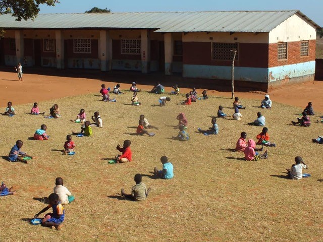 ‘Social distancing’ at a community nursery school where Links partners are providing a meal for the children. There are often up to 100 children in a class, so it’s much more difficult to distance when inside!